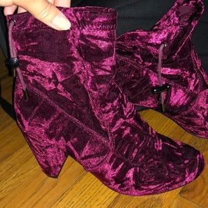 Velvet boots